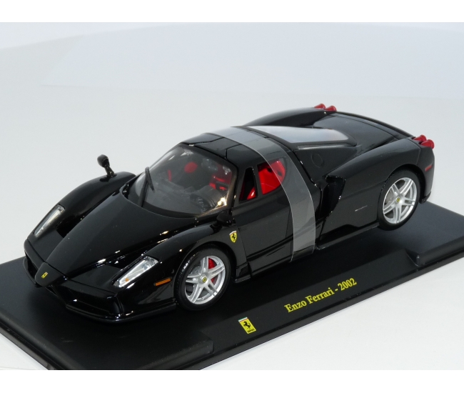 1:24 Ferrari Enzo (2002)
