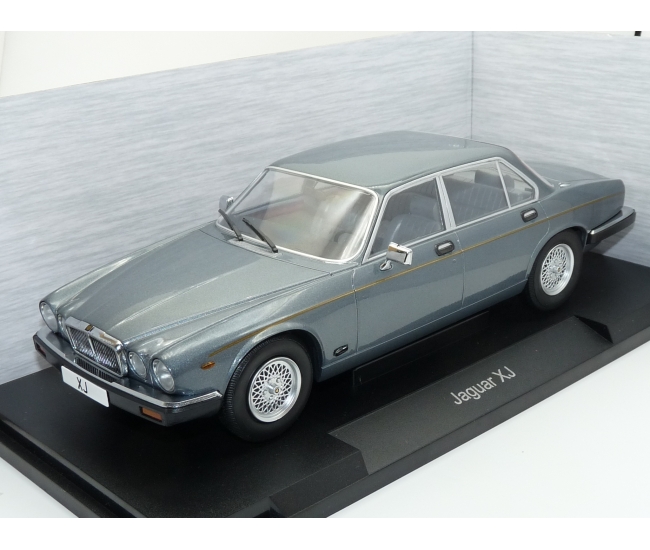 1:18 Jaguar XJ Series III (1979)