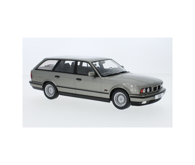 1:18 BMW 530 E34 Touring (1991)