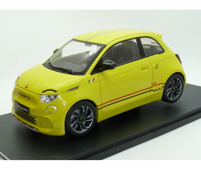 1:18 Fiat 500e Abarth (2024)