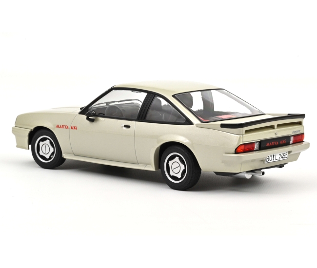 1:18 Opel Manta GSi (1987)