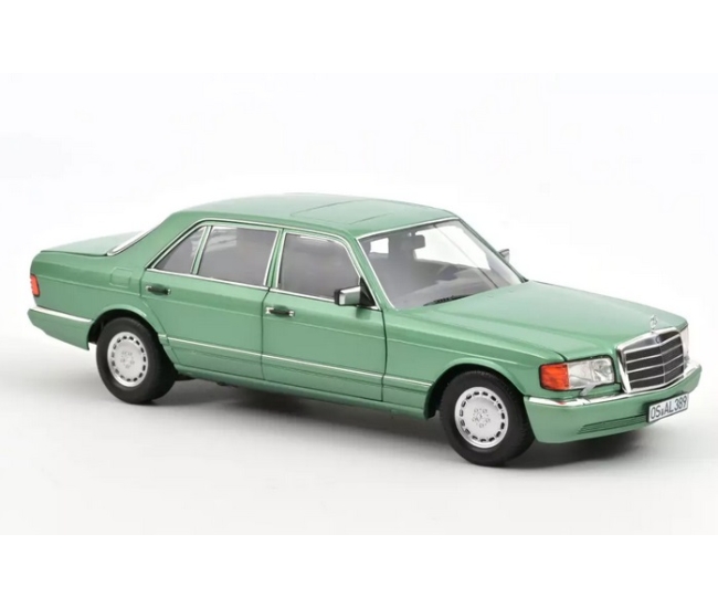 1:18 Mercedes 560 SEL (1991)