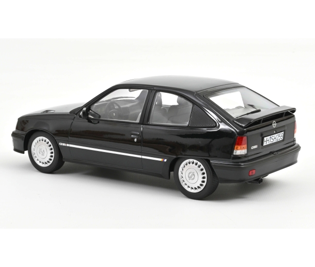 1:18 Opel Kadett GSi  Helmut Schmidt (1991)