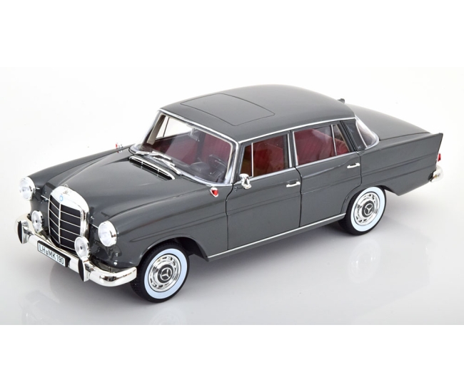 1:18 Mercedes 190D W110 (1964)