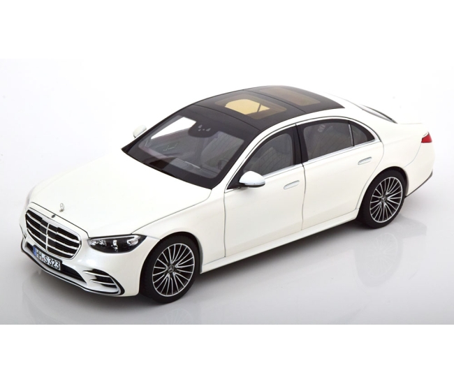 1:18 Mercedes S Class W223 AMG Line (2021)