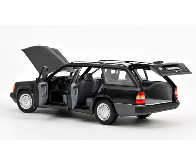 1:18 Mercedes W124 300 D T-Modell S124 (1990)