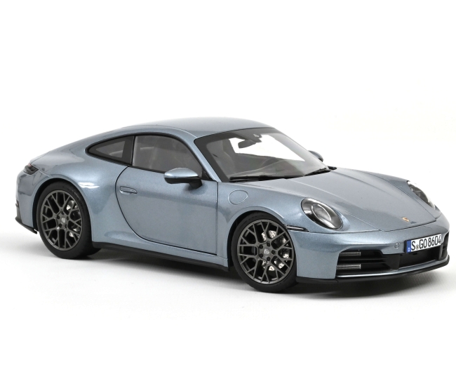 1:18 Porsche 911 Carrera (2025)