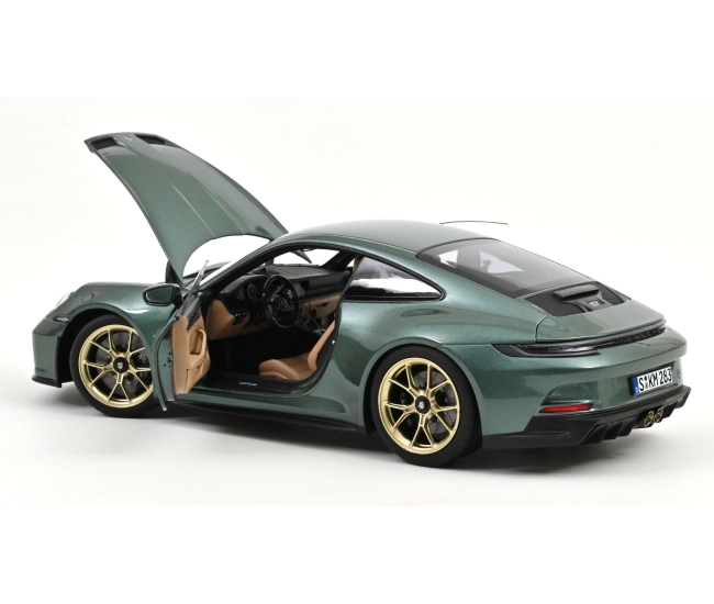 1:18 Porsche 911 GT3 Touring (2021)