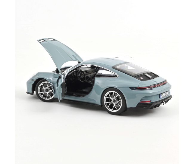 1:18 Porsche 911 S/T (2023)