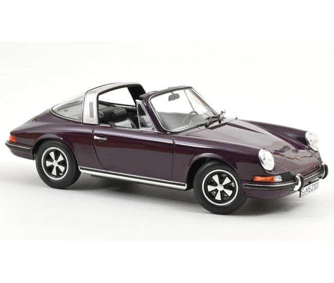 1:18 Porsche 911 E Targa (1971)