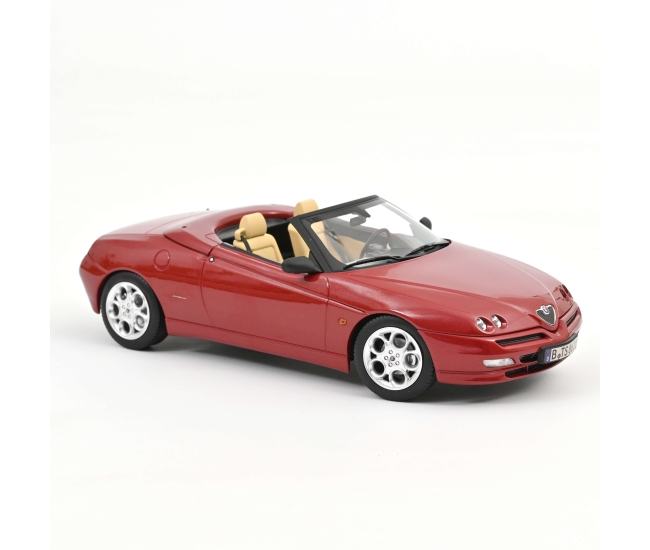 1:18 Alfa Romeo Spider (1999)