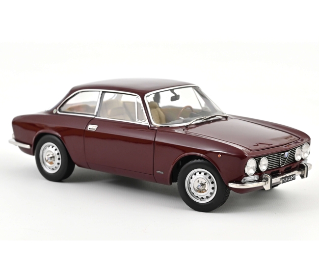 1:18 Alfa Romeo 2000 GTV (1973)