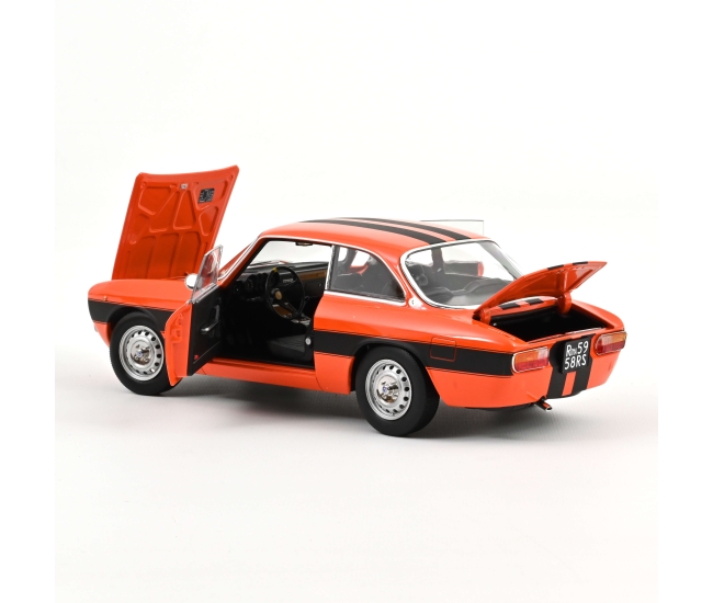 1:18 Alfa Romeo 2000 GTV (1973)