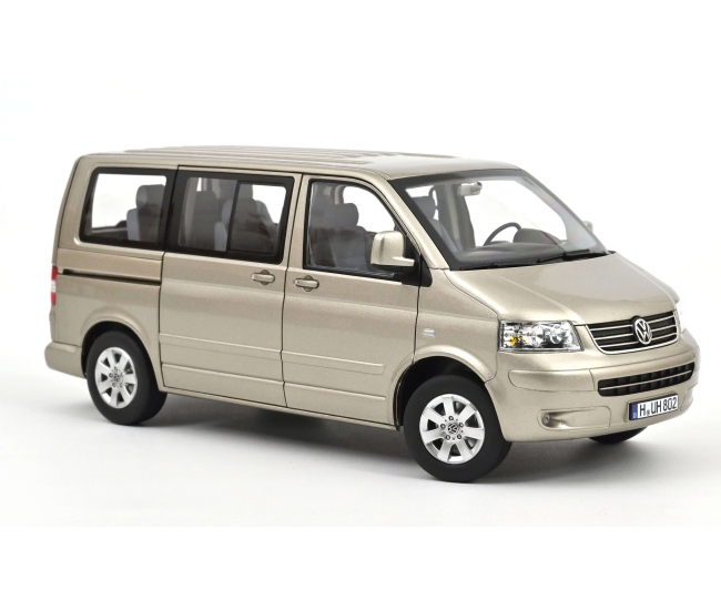 1:18 VW T5 Multivan (2003)