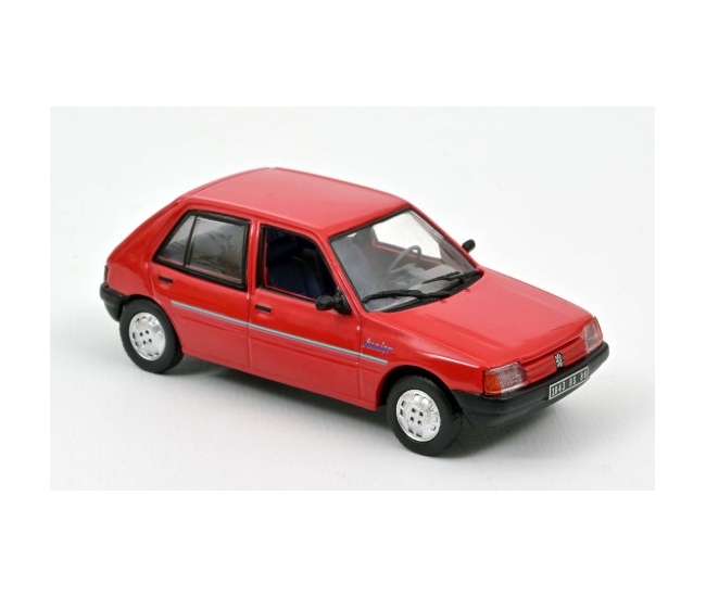 1:43 Peugeot 205 Junior (1988)