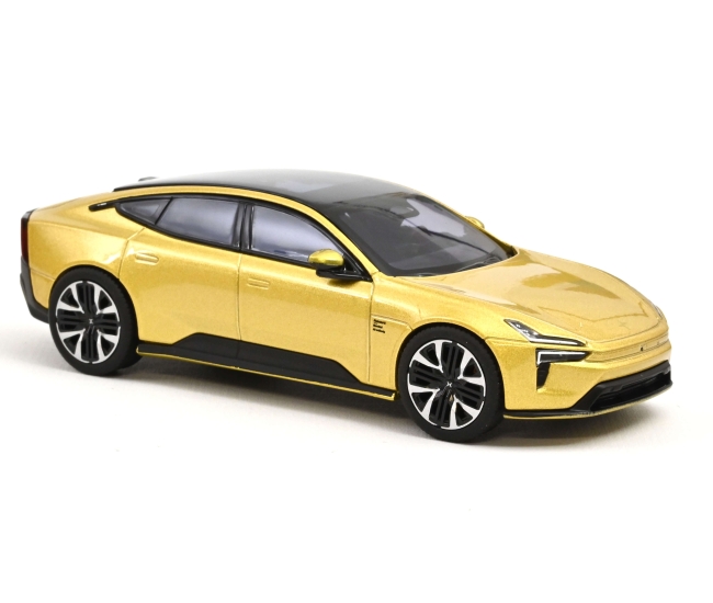 1:43 Polestar 5 (2025)