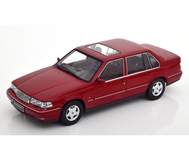 1:18 Volvo 960 (1996)