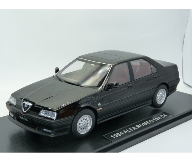 1:18 Alfa Romeo 164 Q4 (1994)