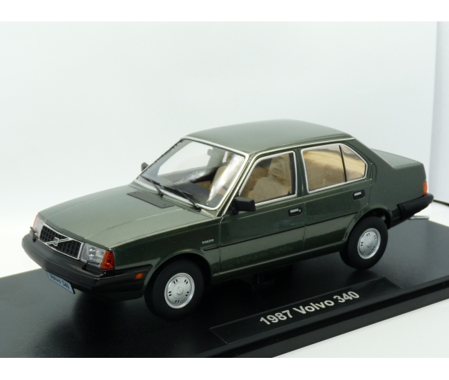 1:18 Volvo 340 (1987)