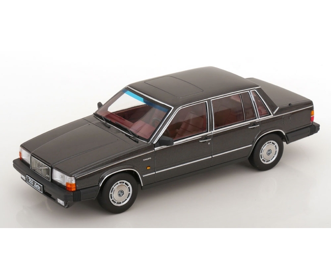 1:18 Volvo 760 (1985)