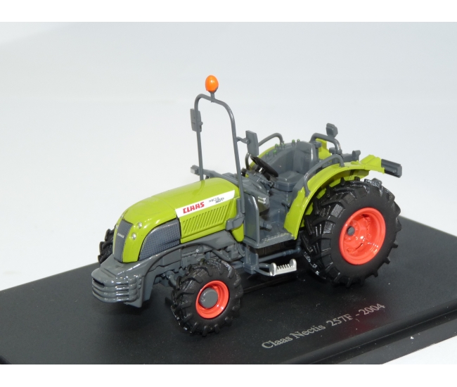 1:43 Class Nectis 257F Tractor (2004)