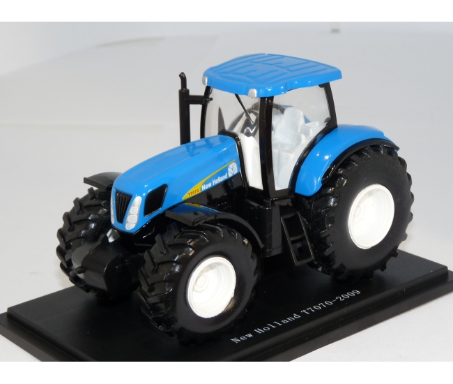 1:43 New Holland T7070 Tractor (2009)