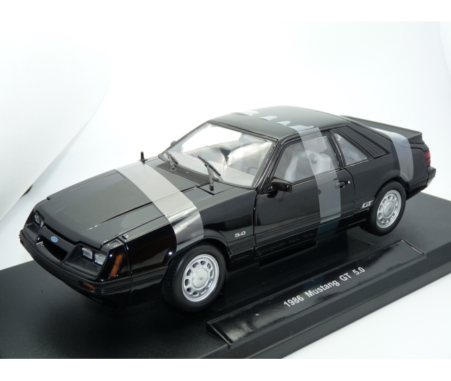 1:18 Ford Mustang GT 5.0 (1986)