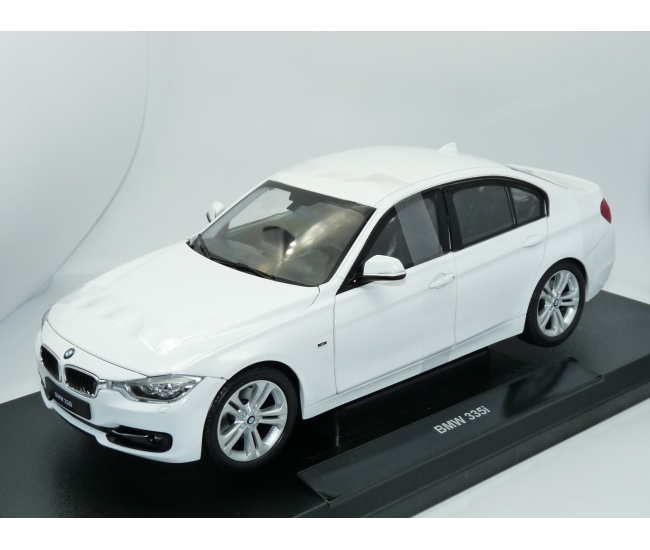 1:18 BMW 335i F30 Limousine (2011)