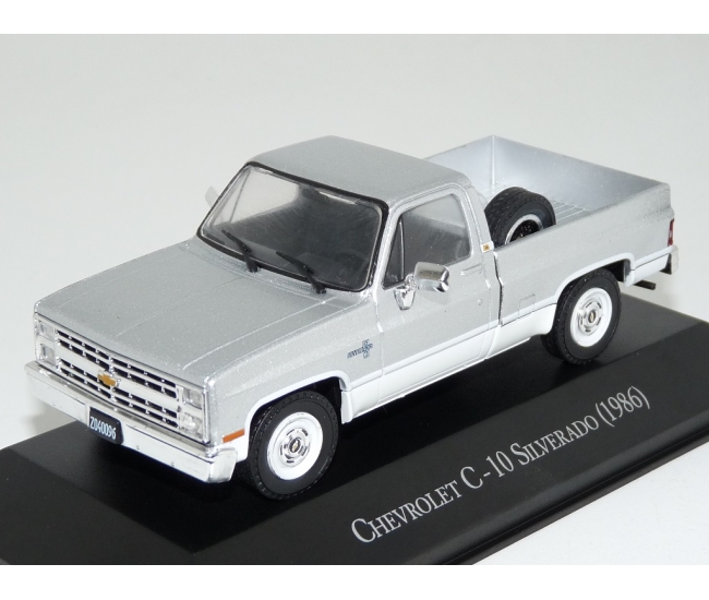 1:43 Chevrolet C-10 Silverado (1986)