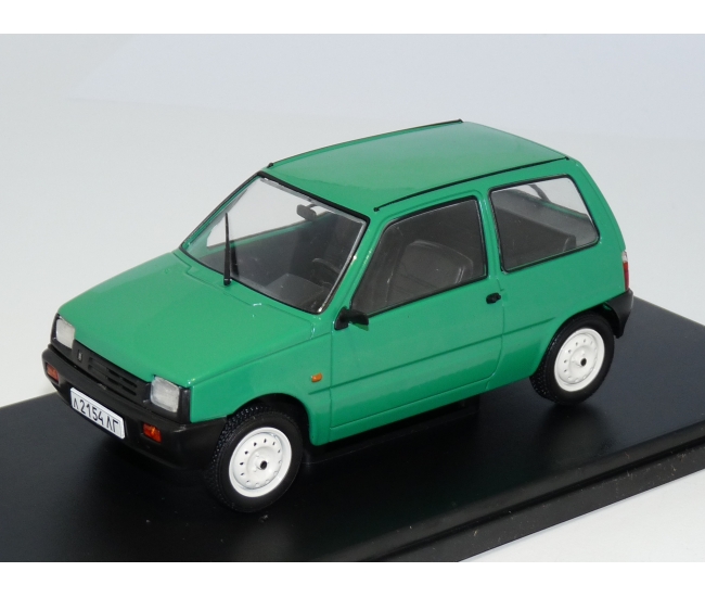 1:24 Lada VAZ 1111 OKA (1987)