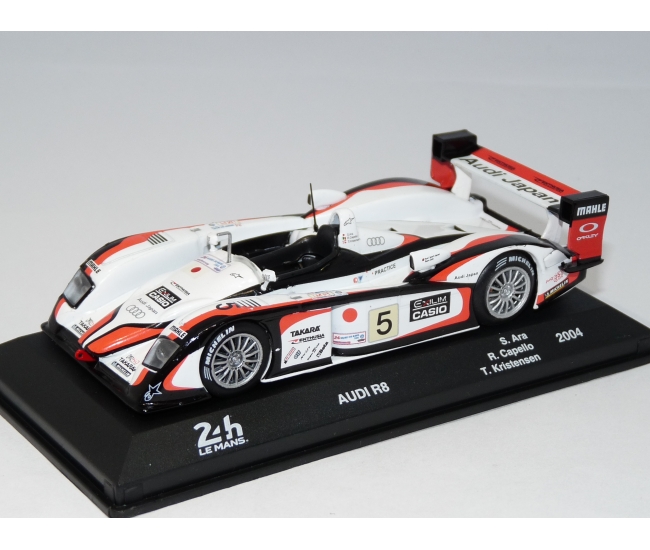 1:43 Audi R8 #5 Le Mans 2004