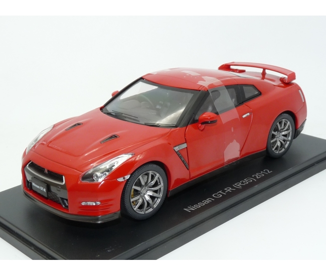 1:24 Nissan GT-R R35 (2012)