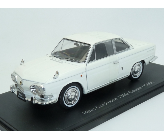 1:24 Hino Contessa 1300 Coupe (1965)