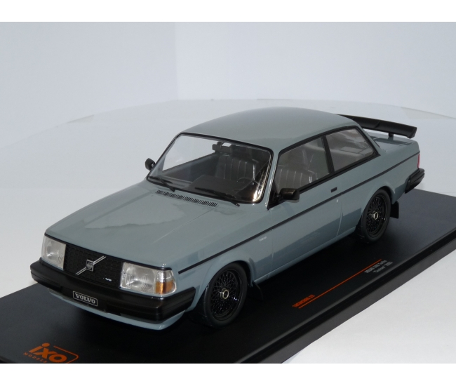 1:18 Volvo 240 Turbo Custom (1985)