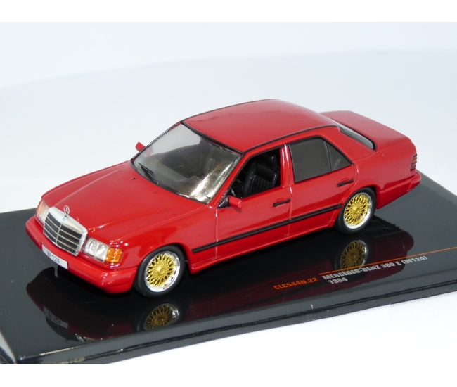 1:43 Mercedes 300E W124 (1984)