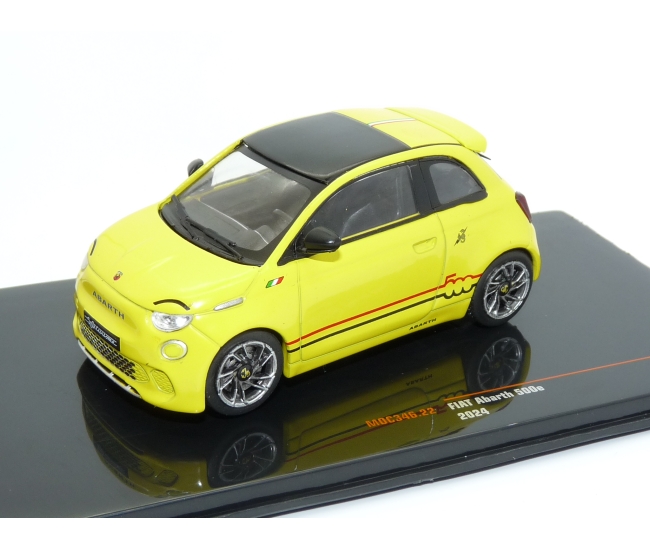 1:43 Fiat 500e Abarth (2024)