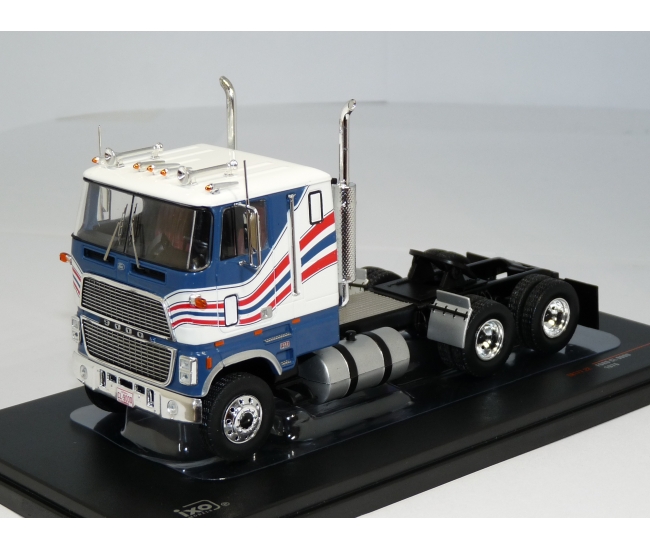 1:43 Ford CL 9000 (1976)