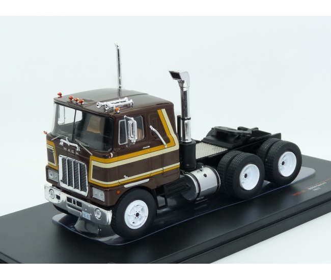 1:43 Mack Serie F (1977)