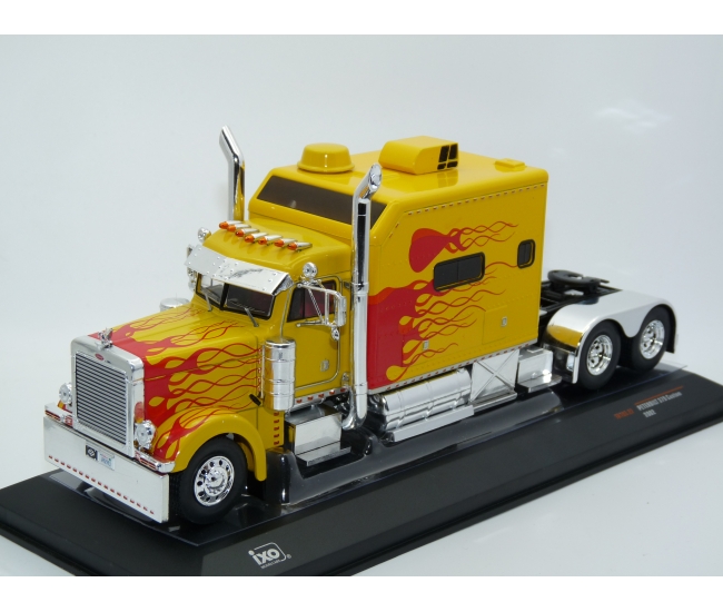 1:43 Peterbilt 379 (2002)