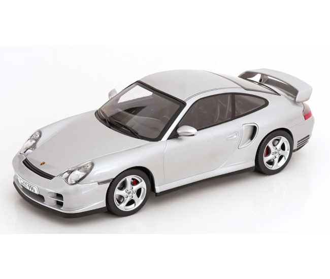 1:18 Porsche 911 (996) GT2 (2001)