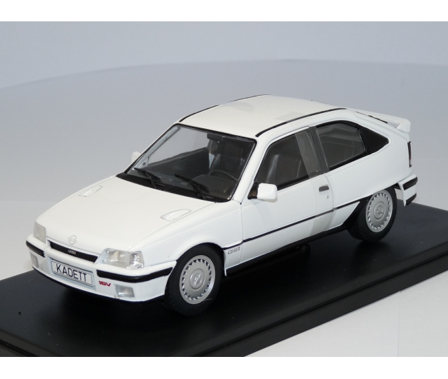 1:24 Opel Kadett E GSi (1985)